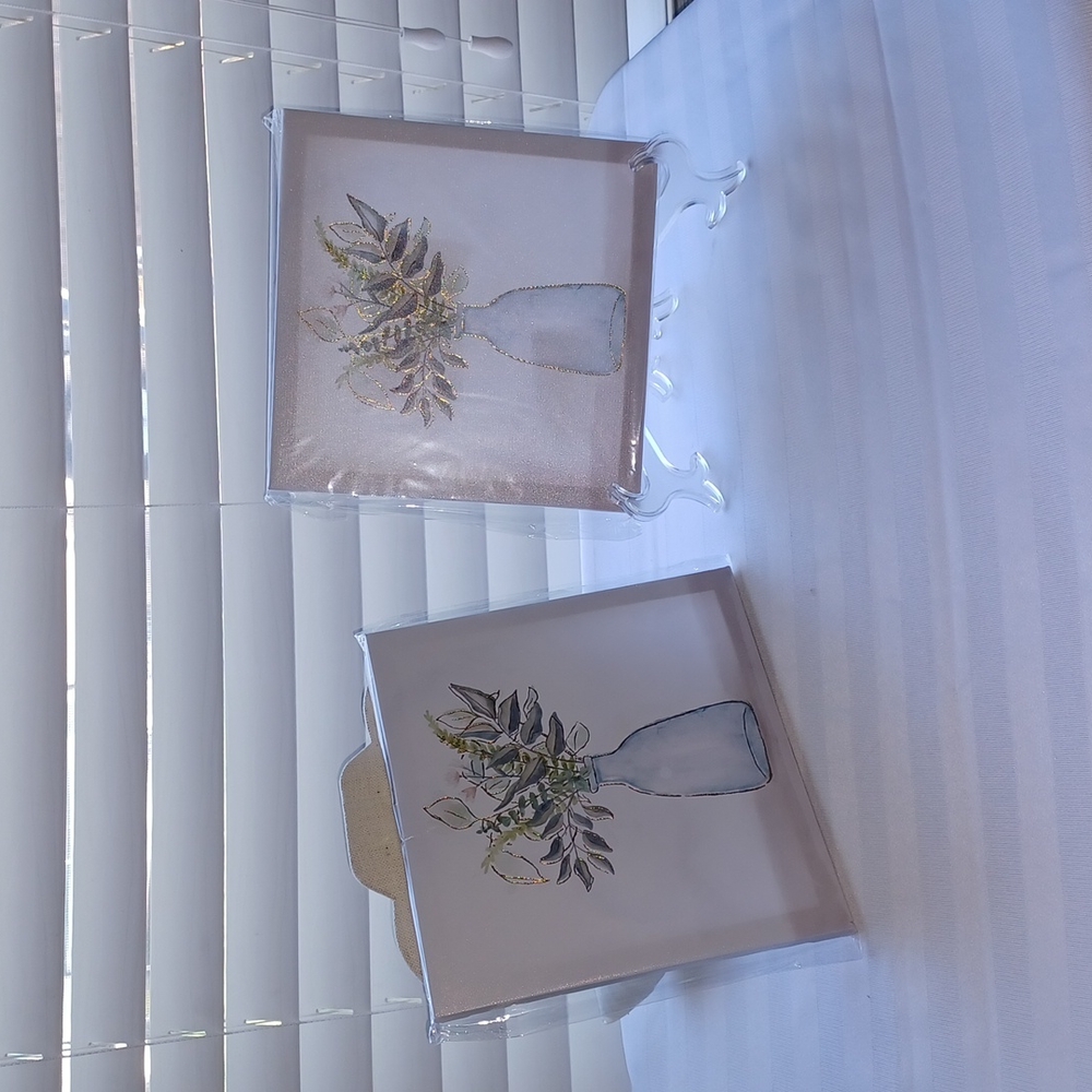 2 canvas picture